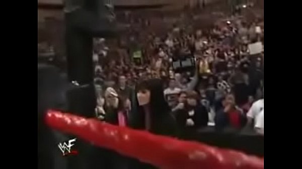 royal-rumble-2000,swimsuit-contest