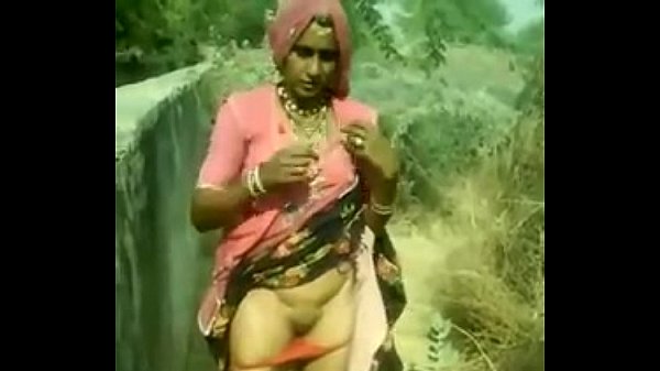 outdoor,wife,indian,talking,desi,mobile,hindi,wall,choot,aunty,mms,village,bhabhi,marwadi,rajasthani,ghagra